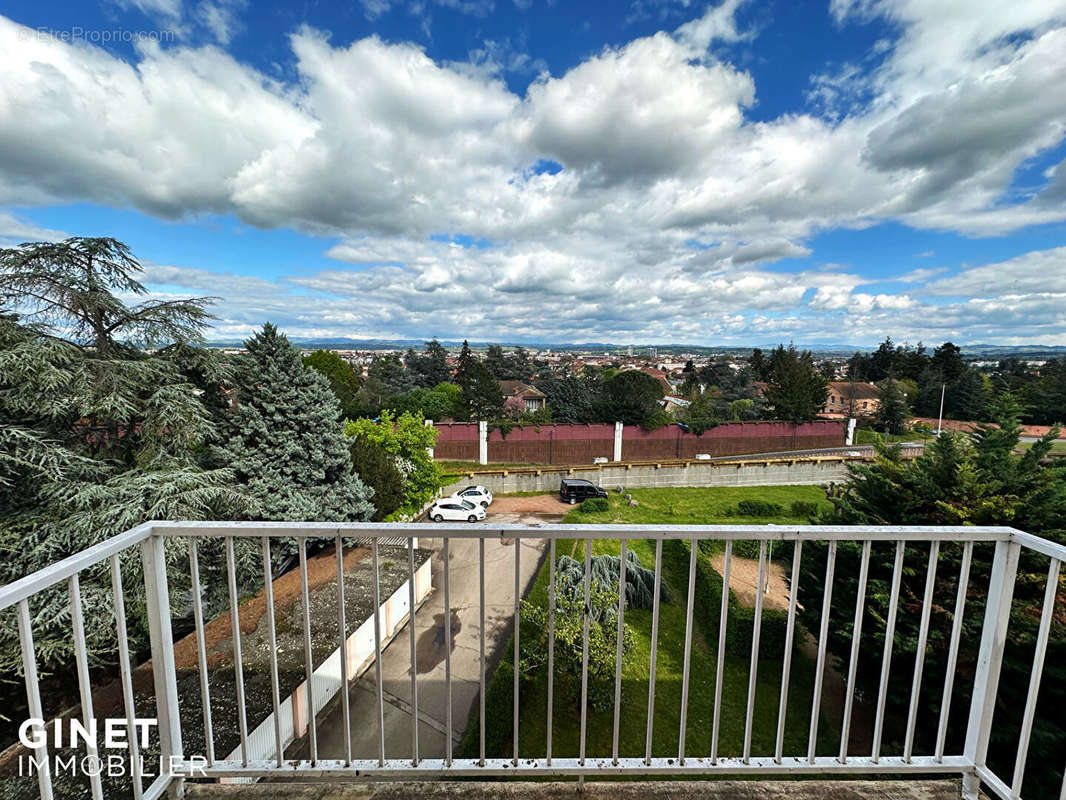 Appartement à RIORGES