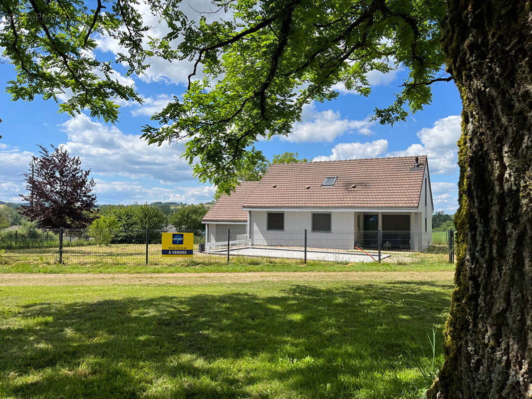 Maison à RIGNAC