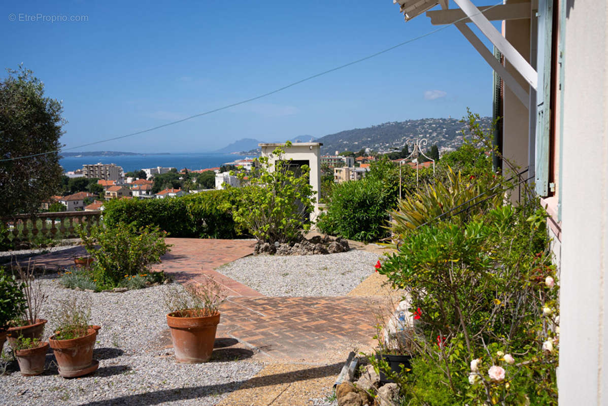 Maison à ANTIBES