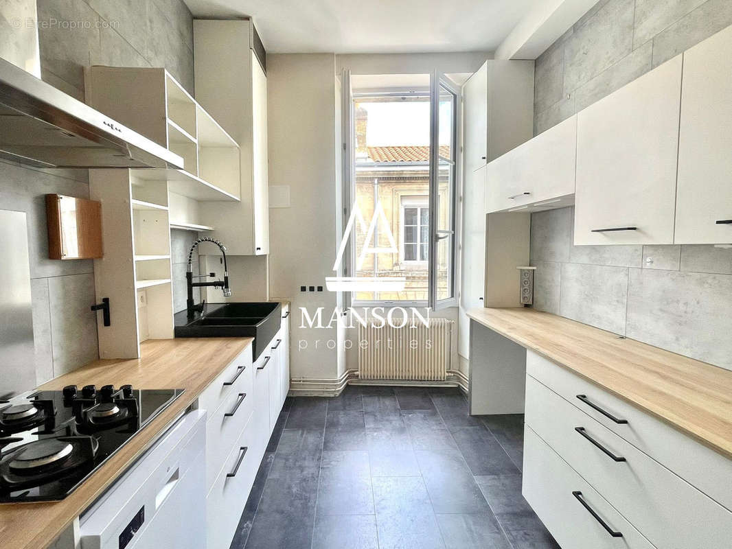 Appartement à BORDEAUX