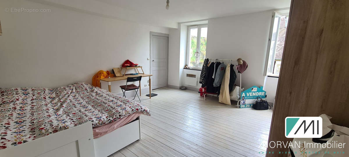 Appartement à EPERNON