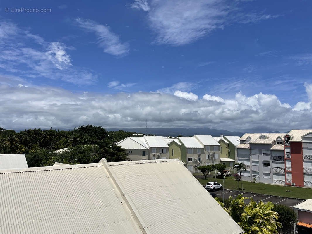 Appartement à BAIE-MAHAULT