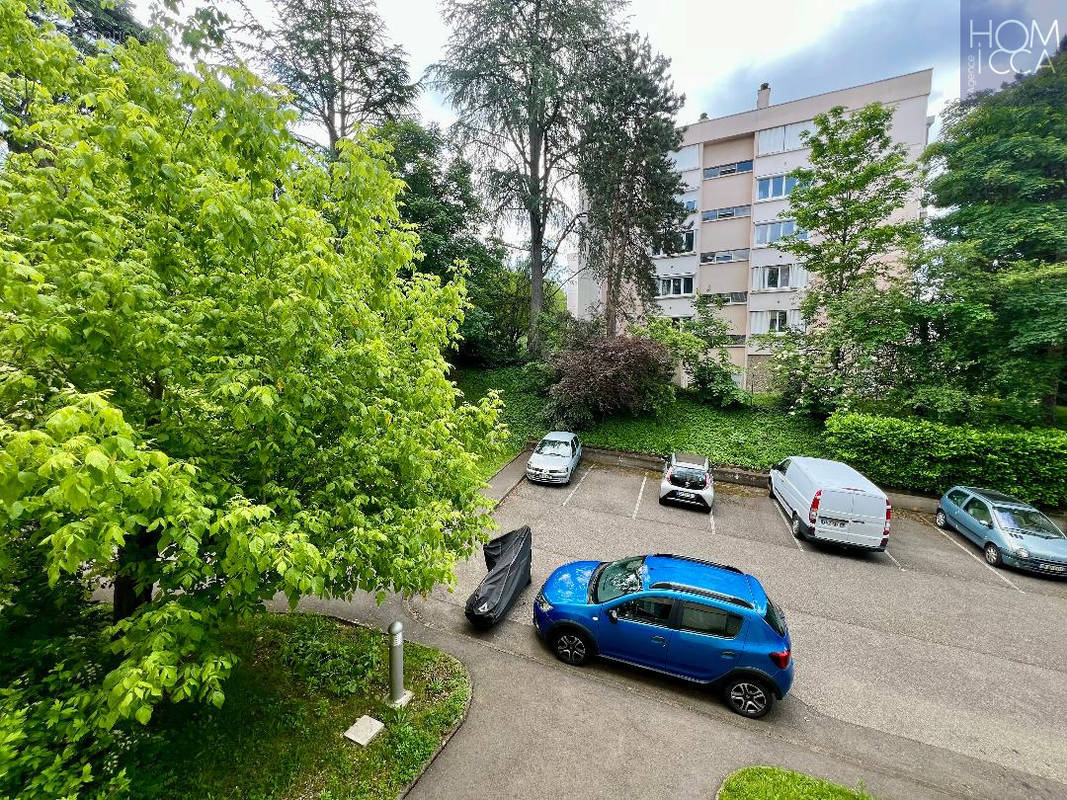 Appartement à TASSIN-LA-DEMI-LUNE