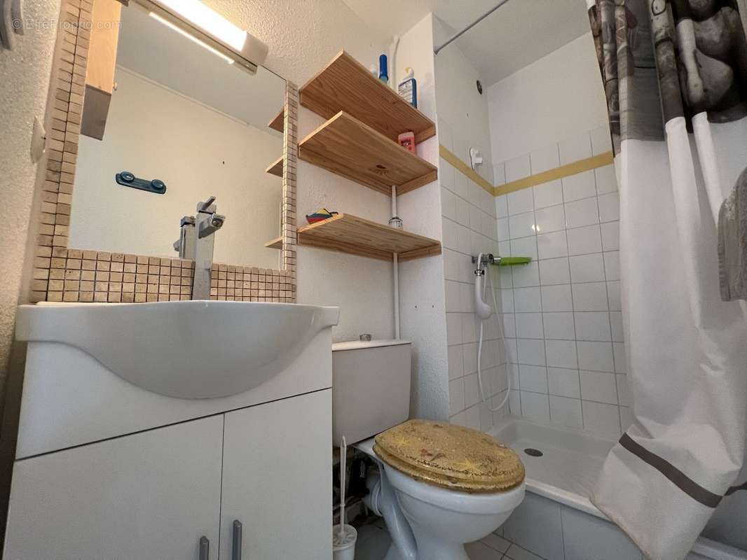 Appartement à VIAS