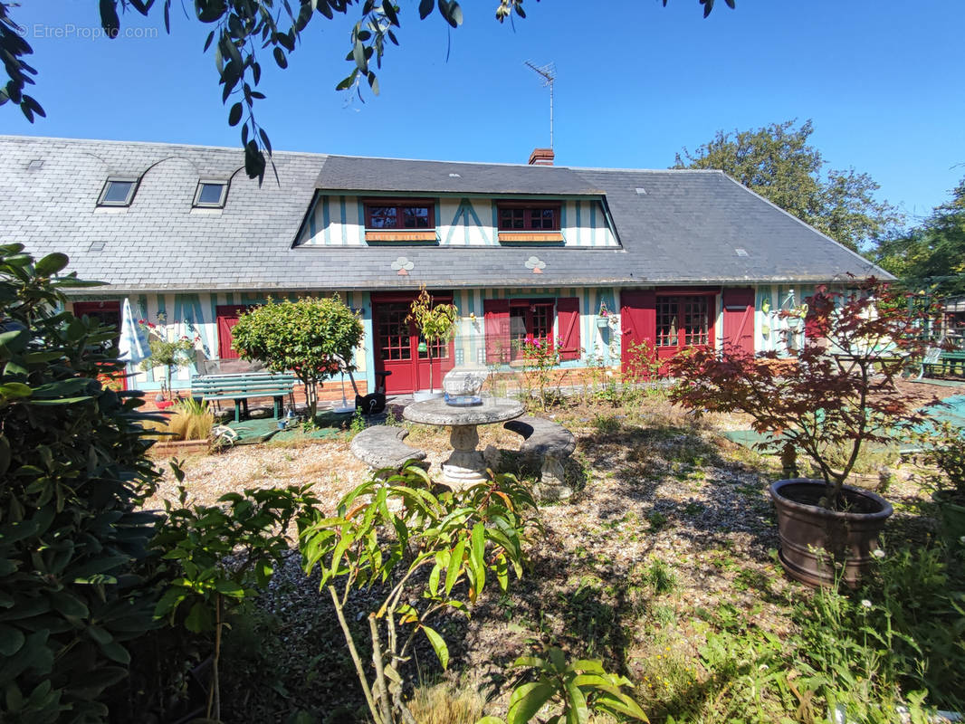 Maison à BERNAY