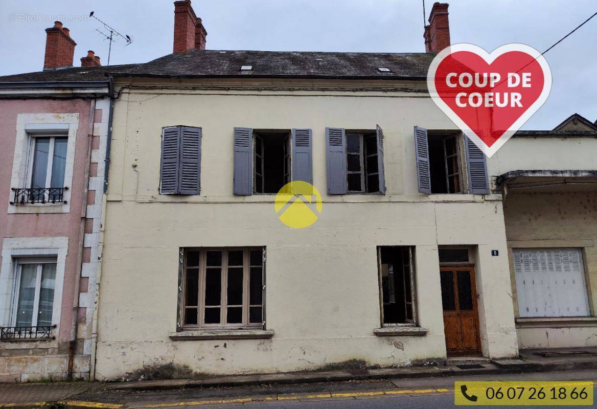 Maison à LA GUERCHE-SUR-L&#039;AUBOIS