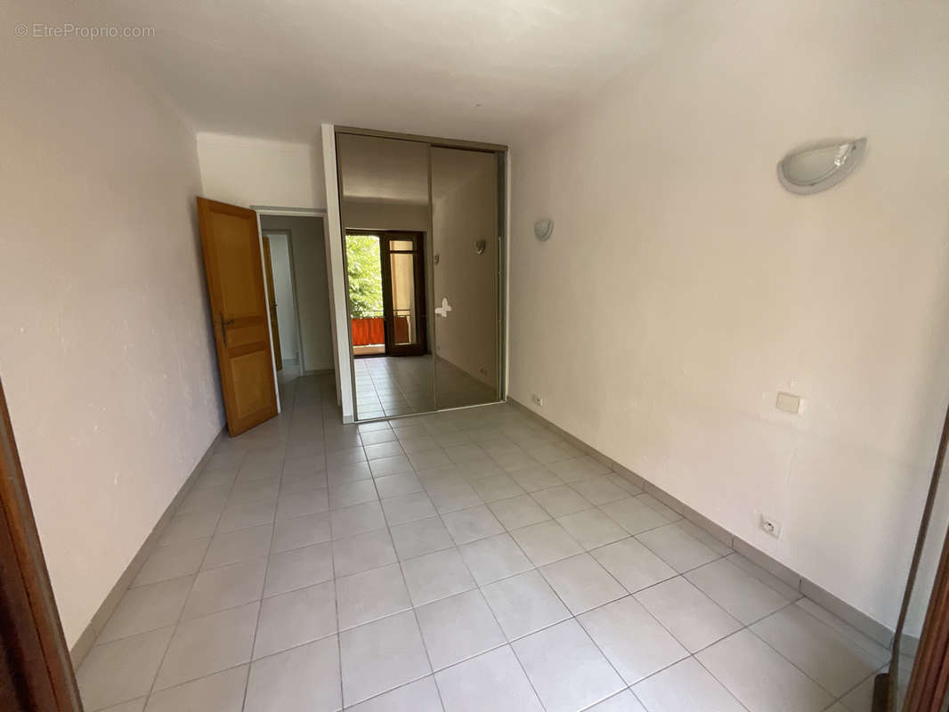 Appartement à VENCE