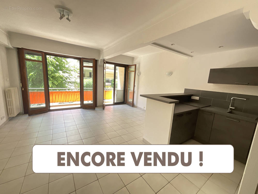 Appartement à VENCE