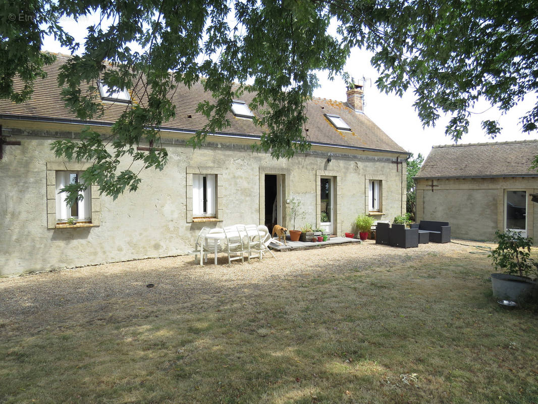 Maison à LOUAILLES