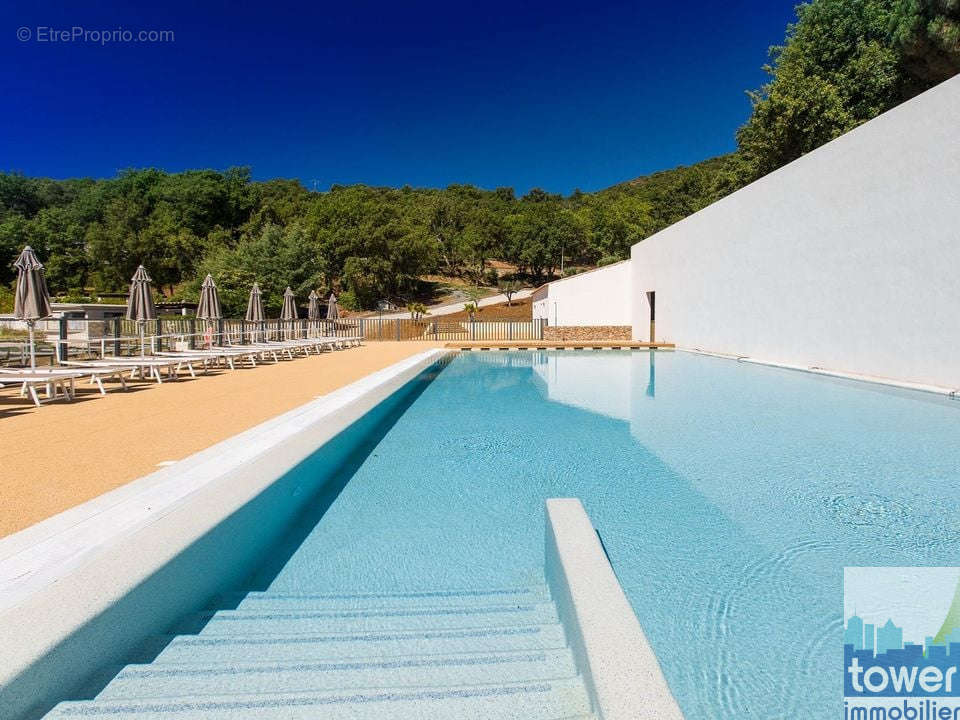 Maison à LA GARDE-FREINET