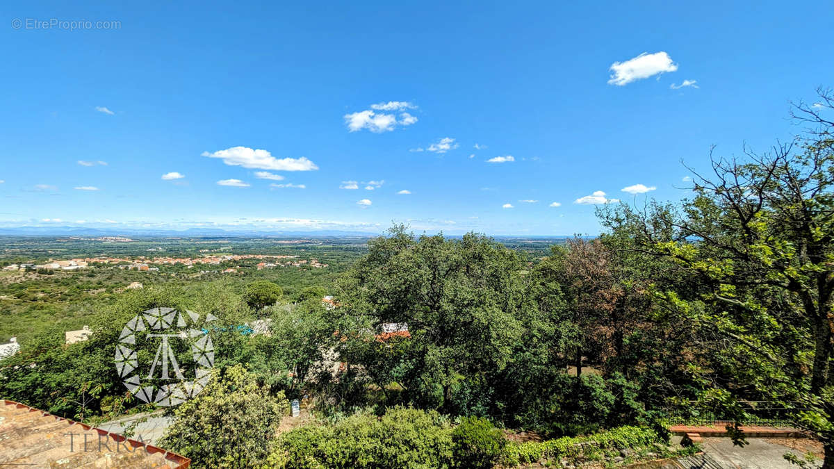 Maison à LAROQUE-DES-ALBERES