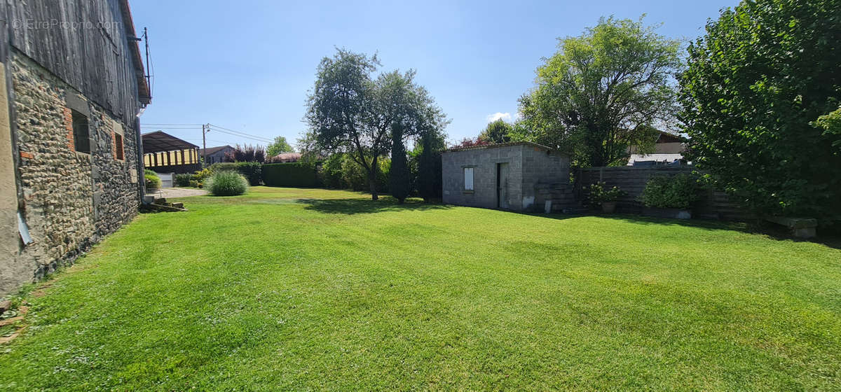 Maison à SAINT-ANDRE-LE-COQ