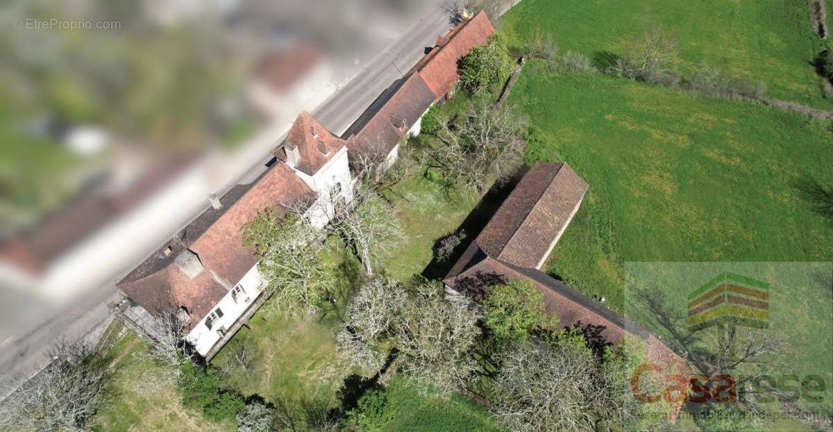 Maison à LIMOGNE-EN-QUERCY