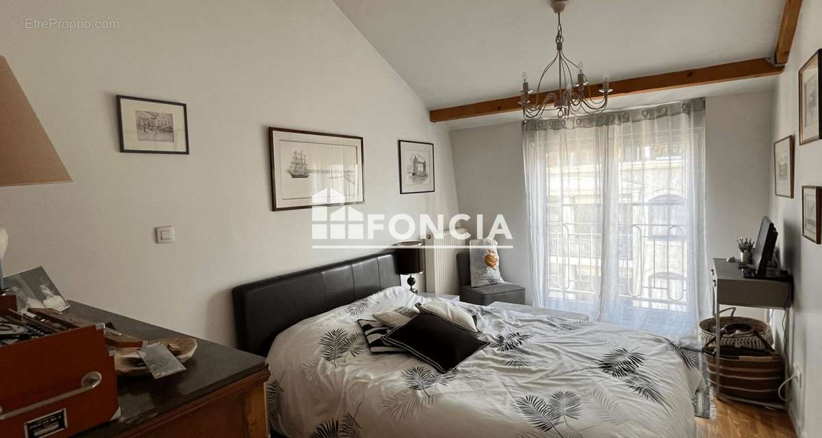 Appartement à LYON-6E