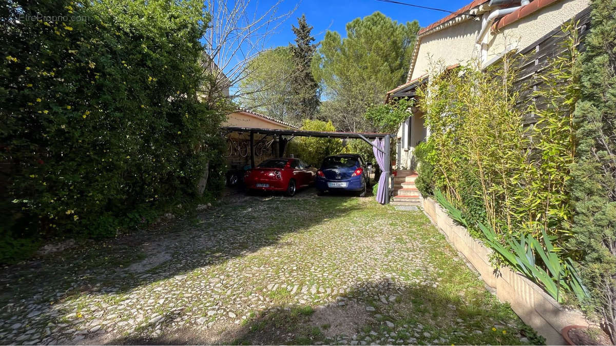 Maison à SAINT-MAXIMIN-LA-SAINTE-BAUME