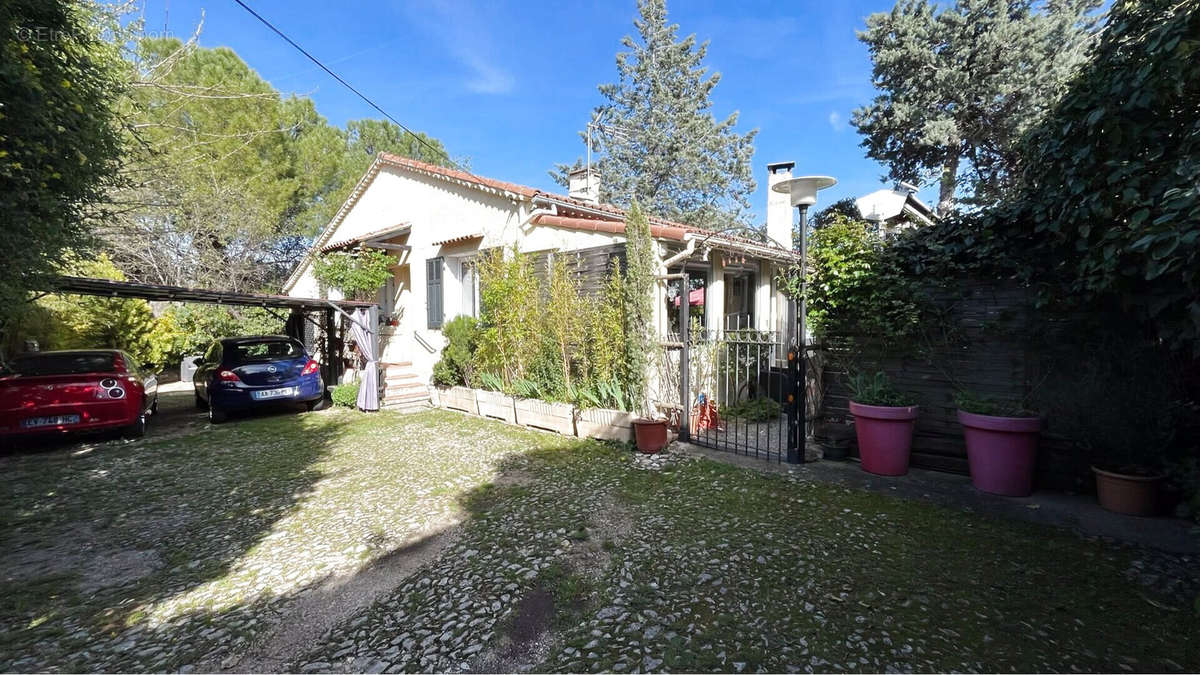 Maison à SAINT-MAXIMIN-LA-SAINTE-BAUME