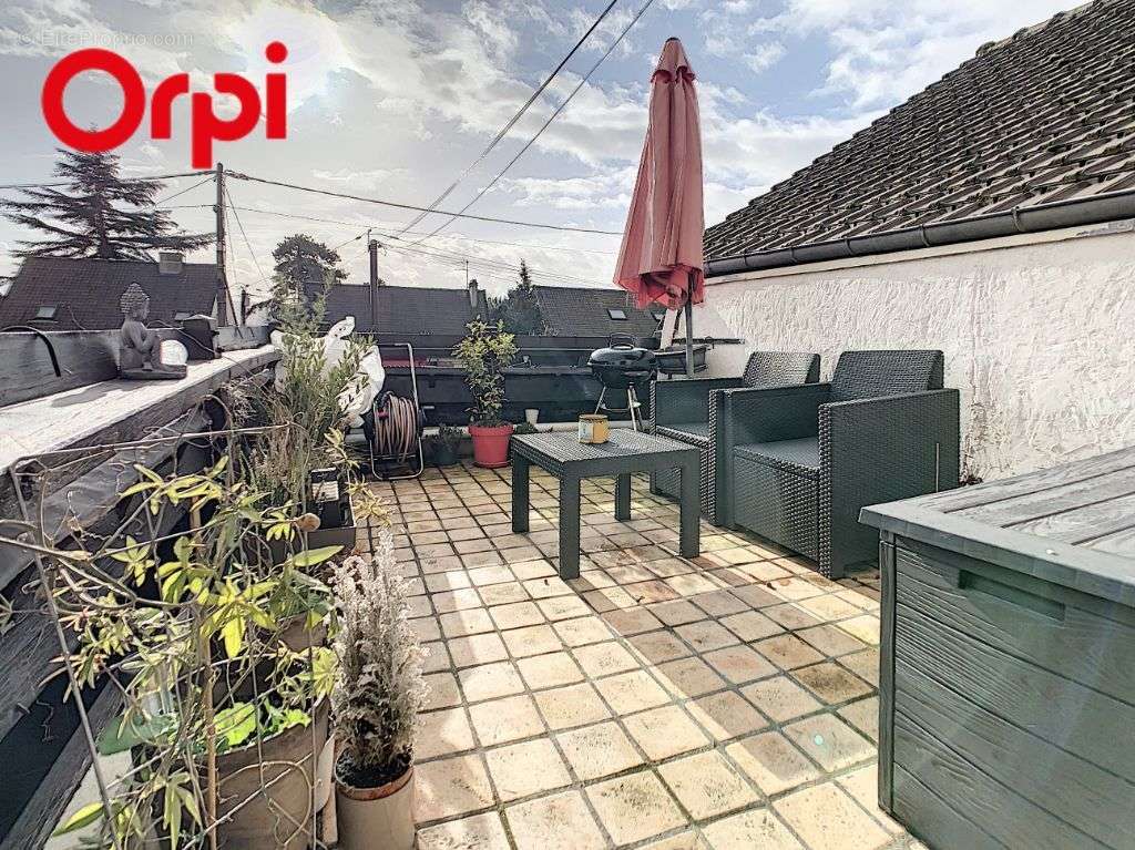 Appartement à JUZIERS