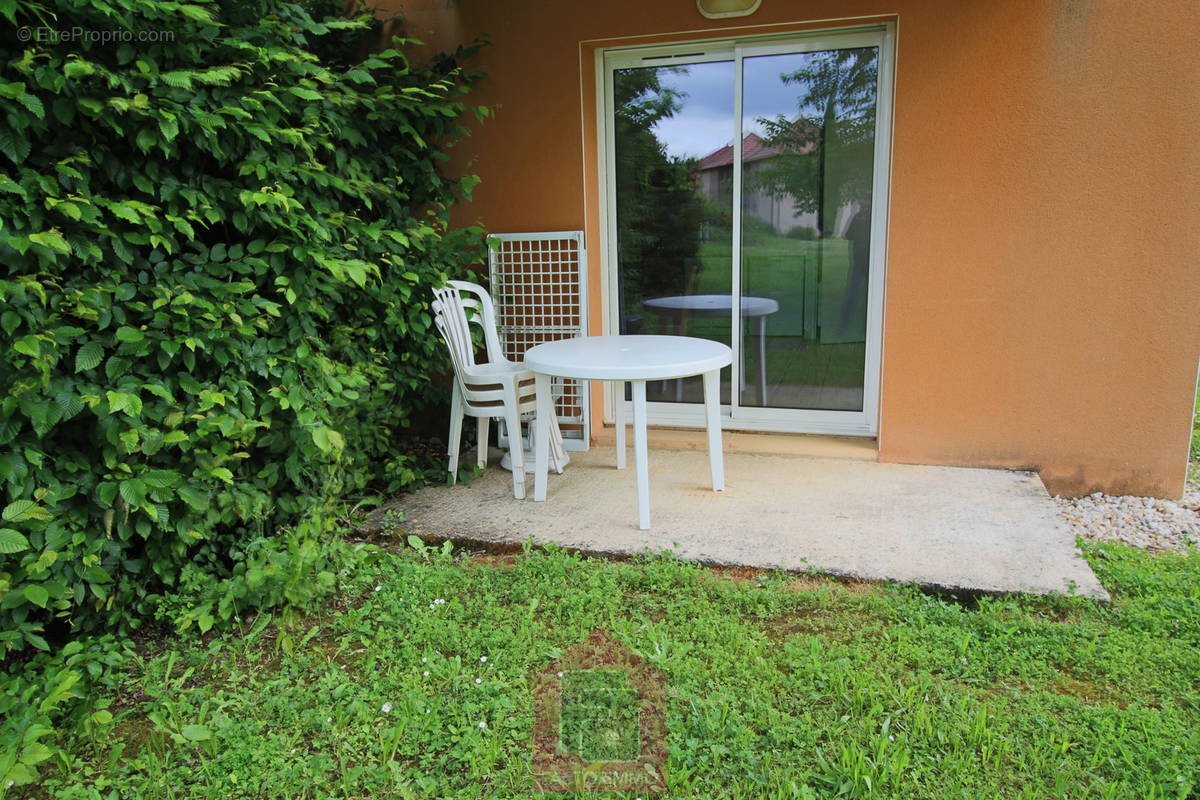 Appartement à PRAYSSAC