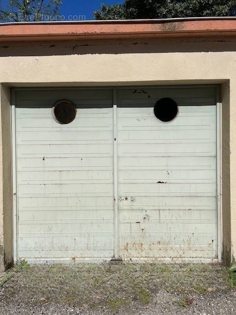 Parking à AVIGNON