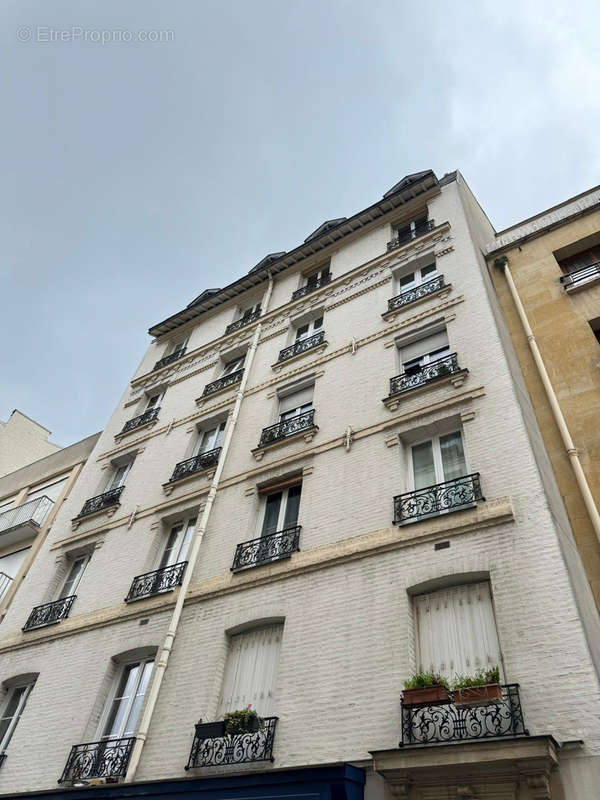 Appartement à PARIS-20E