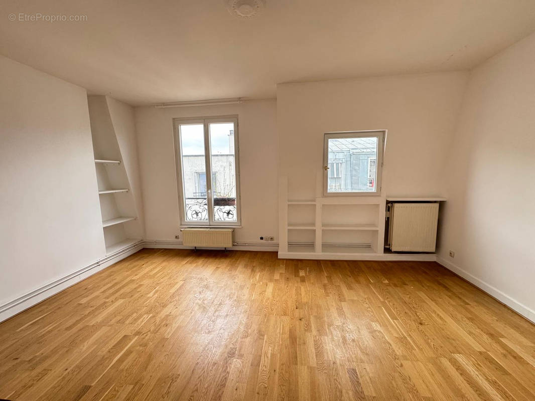 Appartement à PARIS-20E