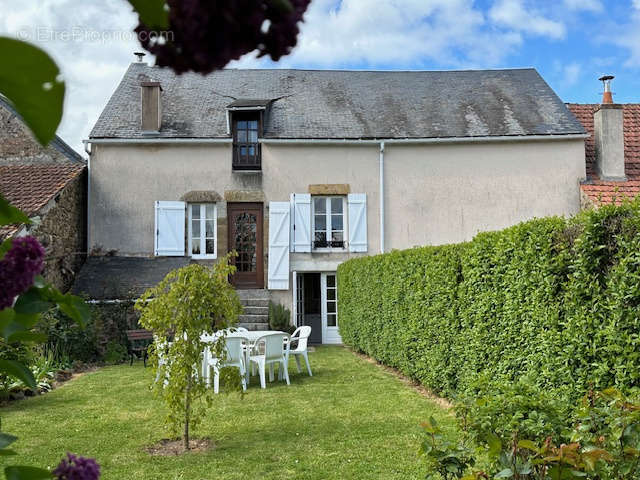 Maison à DOMECY-SUR-CURE