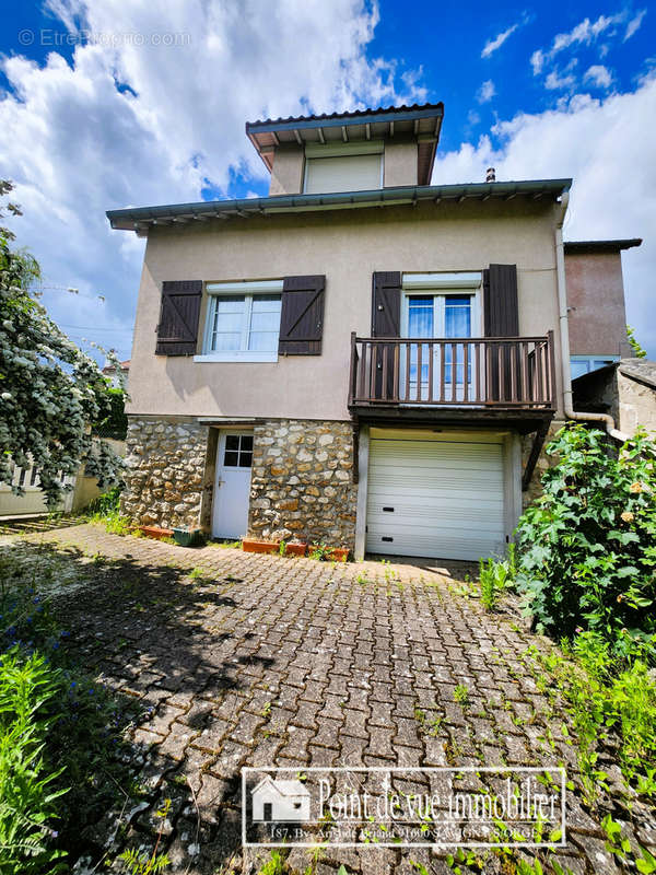 Maison à SAVIGNY-SUR-ORGE