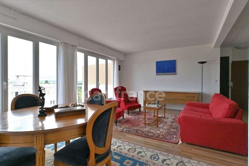 Appartement à MAISONS-LAFFITTE