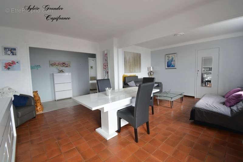 Appartement à MARSEILLE-10E