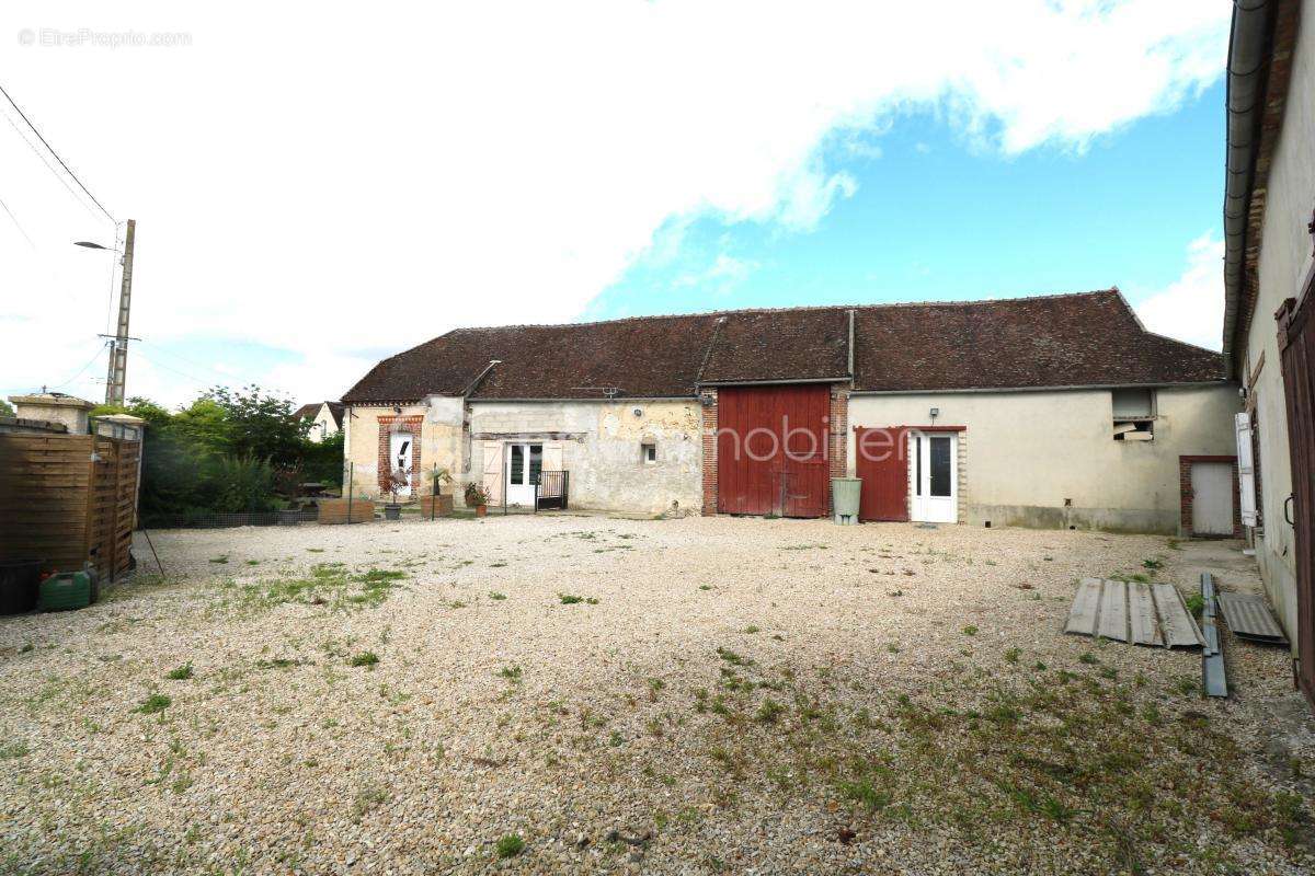 Maison à BRAY-SUR-SEINE