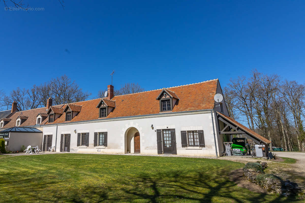 Maison à SELLES-SUR-CHER