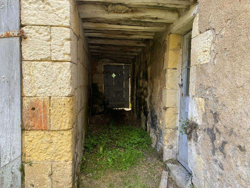 Maison à TOURNON-SAINT-MARTIN