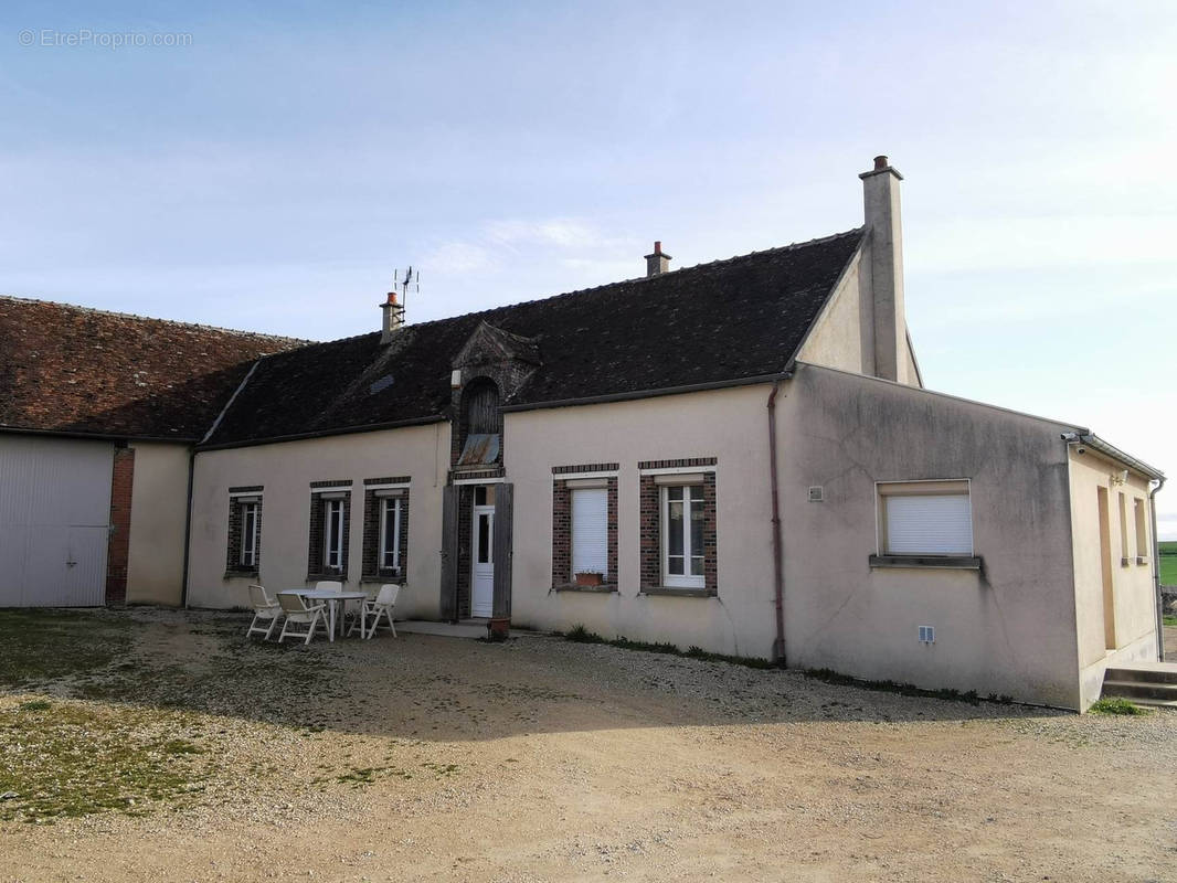 Maison à BRAY-SUR-SEINE