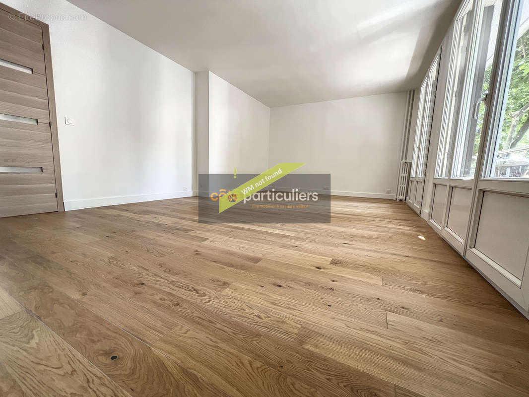 Appartement à ISSY-LES-MOULINEAUX