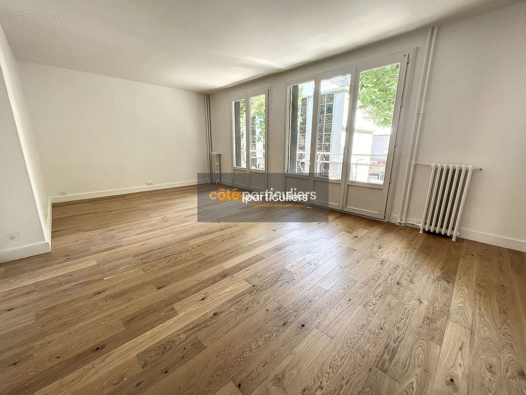 Appartement à ISSY-LES-MOULINEAUX