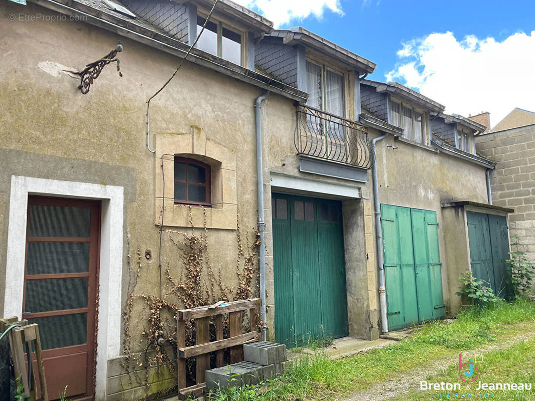 Appartement à SILLE-LE-GUILLAUME