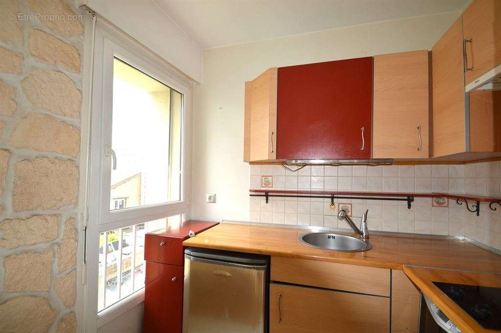 Appartement à PARIS-20E