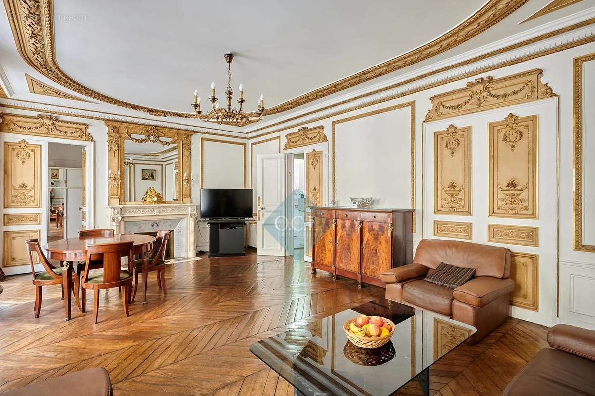 Appartement à PARIS-10E