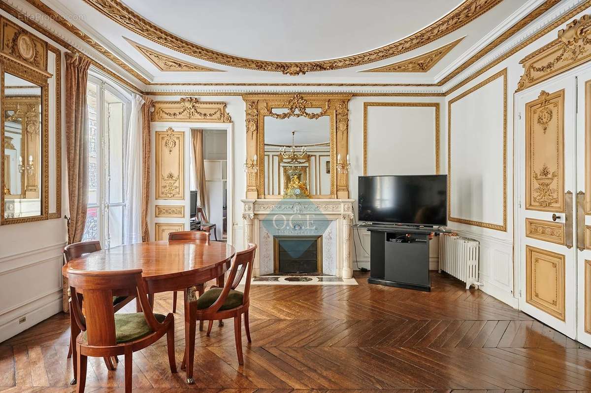 Appartement à PARIS-10E