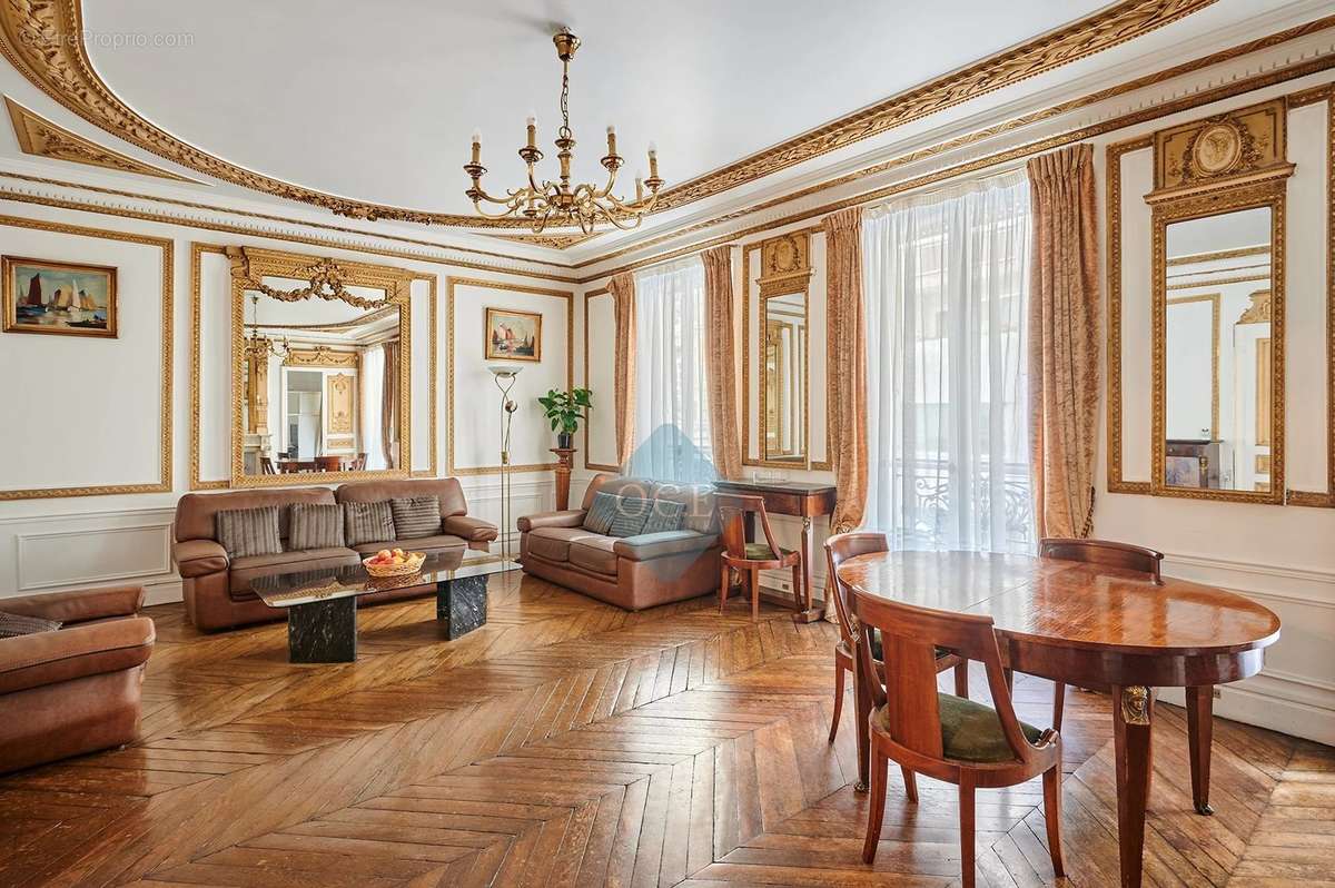 Appartement à PARIS-10E