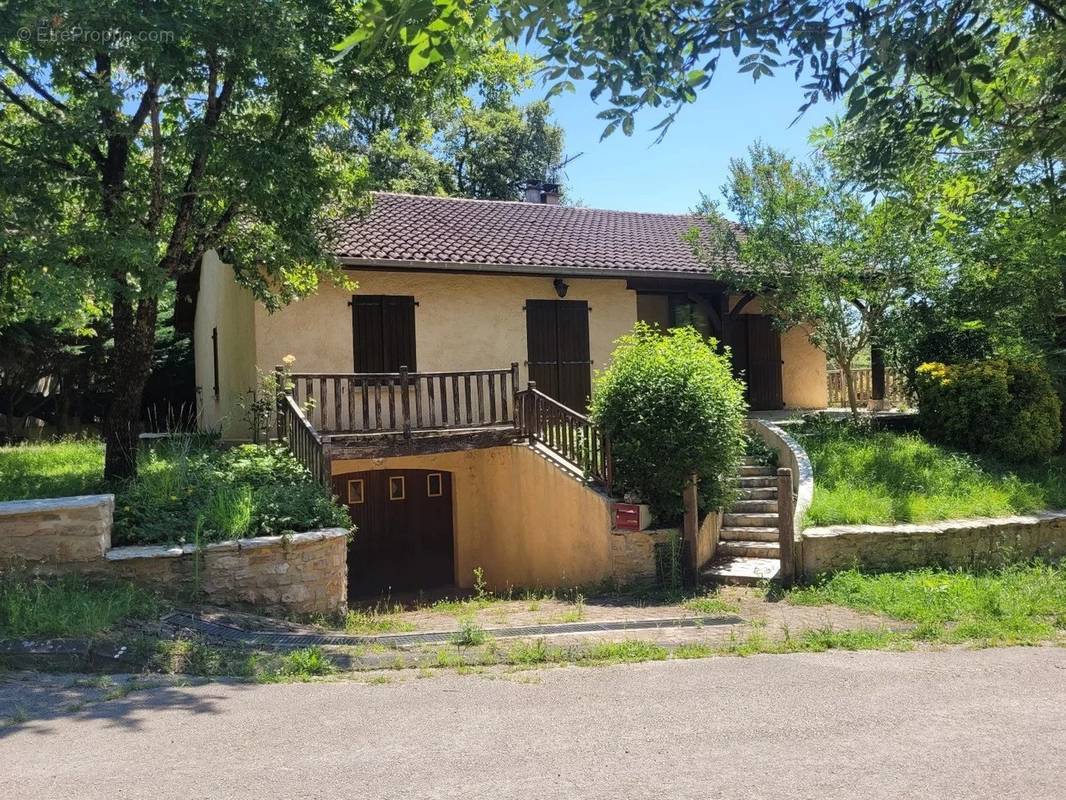 Maison à CAHORS