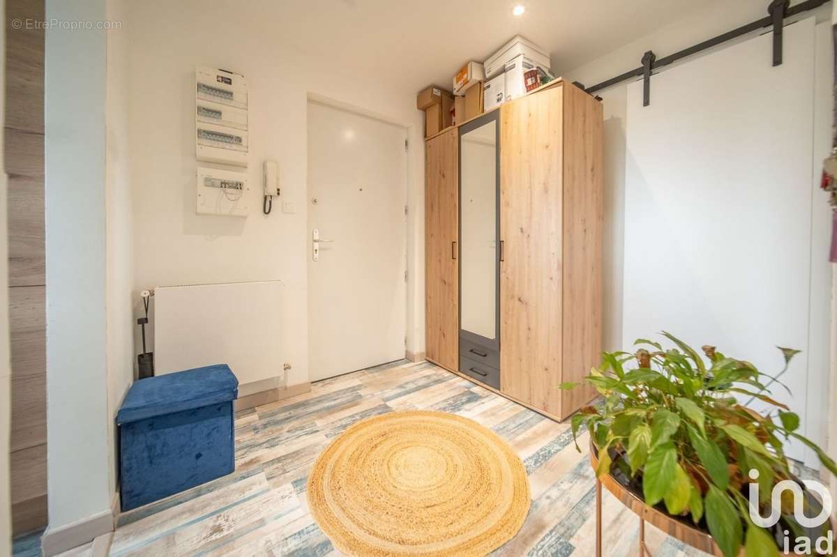 Photo 3 - Appartement à AUDUN-LE-TICHE