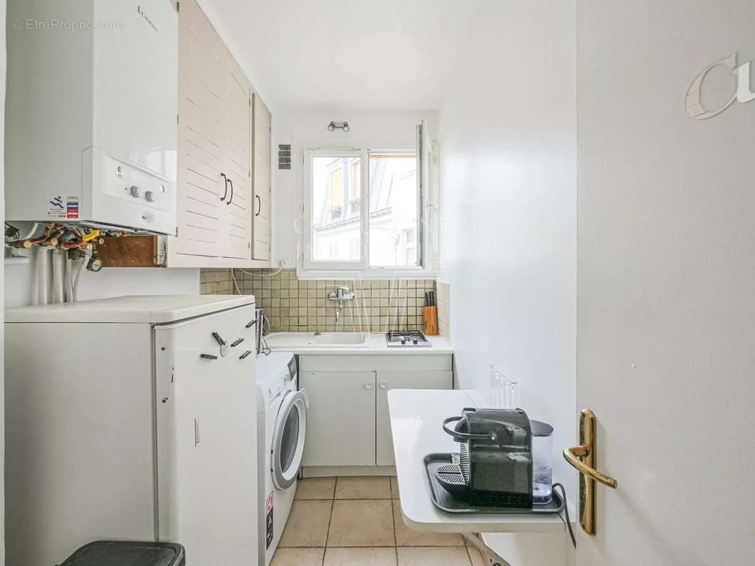 Appartement à PARIS-6E