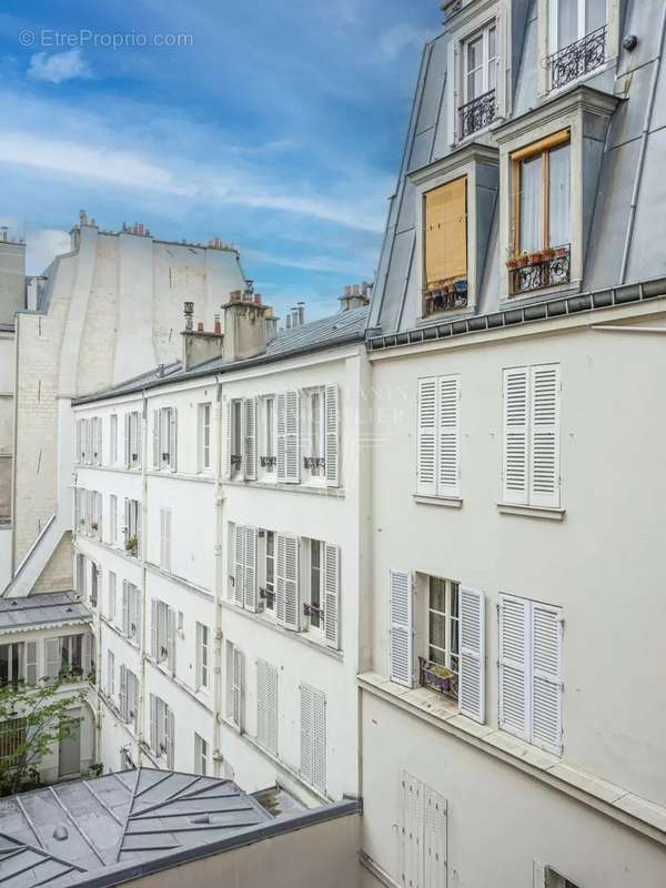 Appartement à PARIS-6E