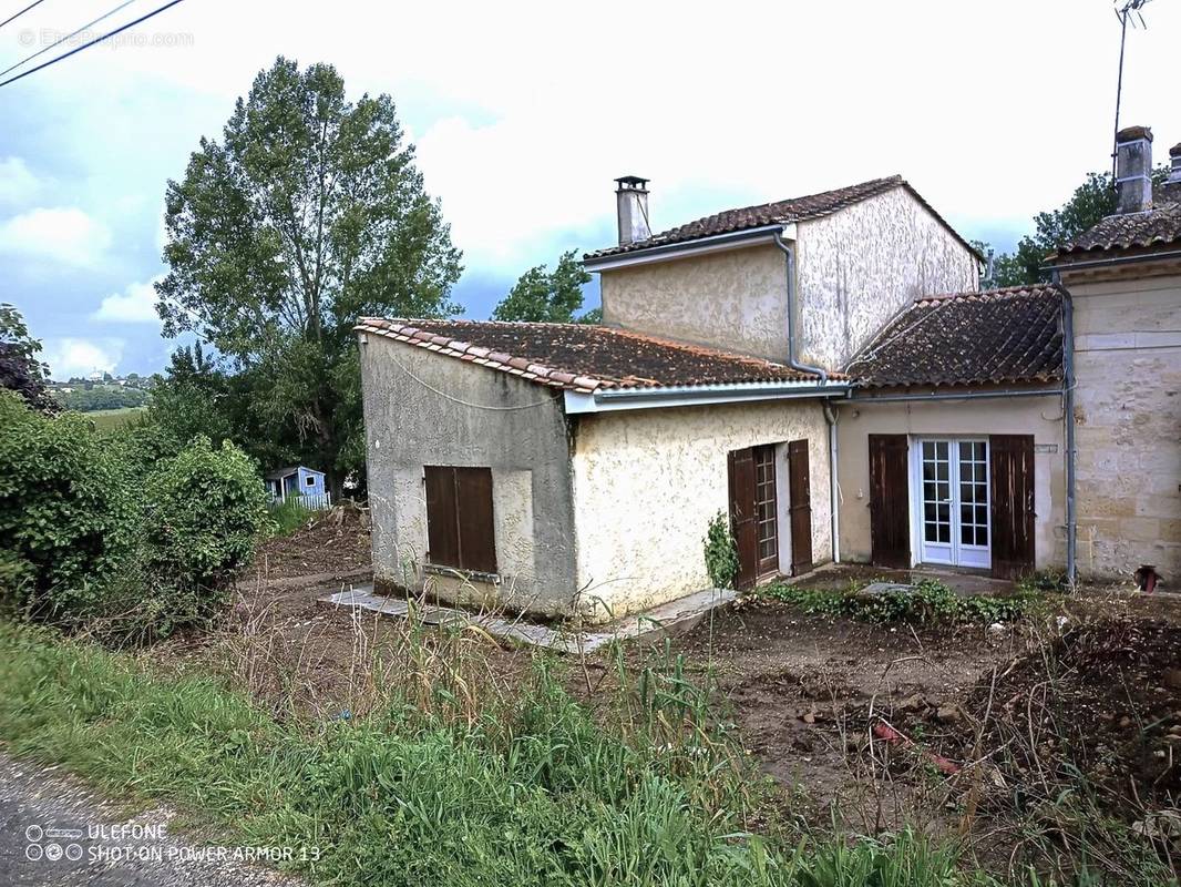 Maison à BAYON-SUR-GIRONDE