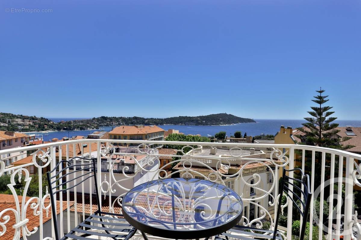 Appartement à VILLEFRANCHE-SUR-MER