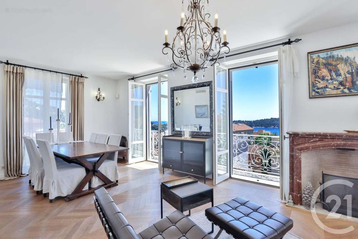 Appartement à VILLEFRANCHE-SUR-MER