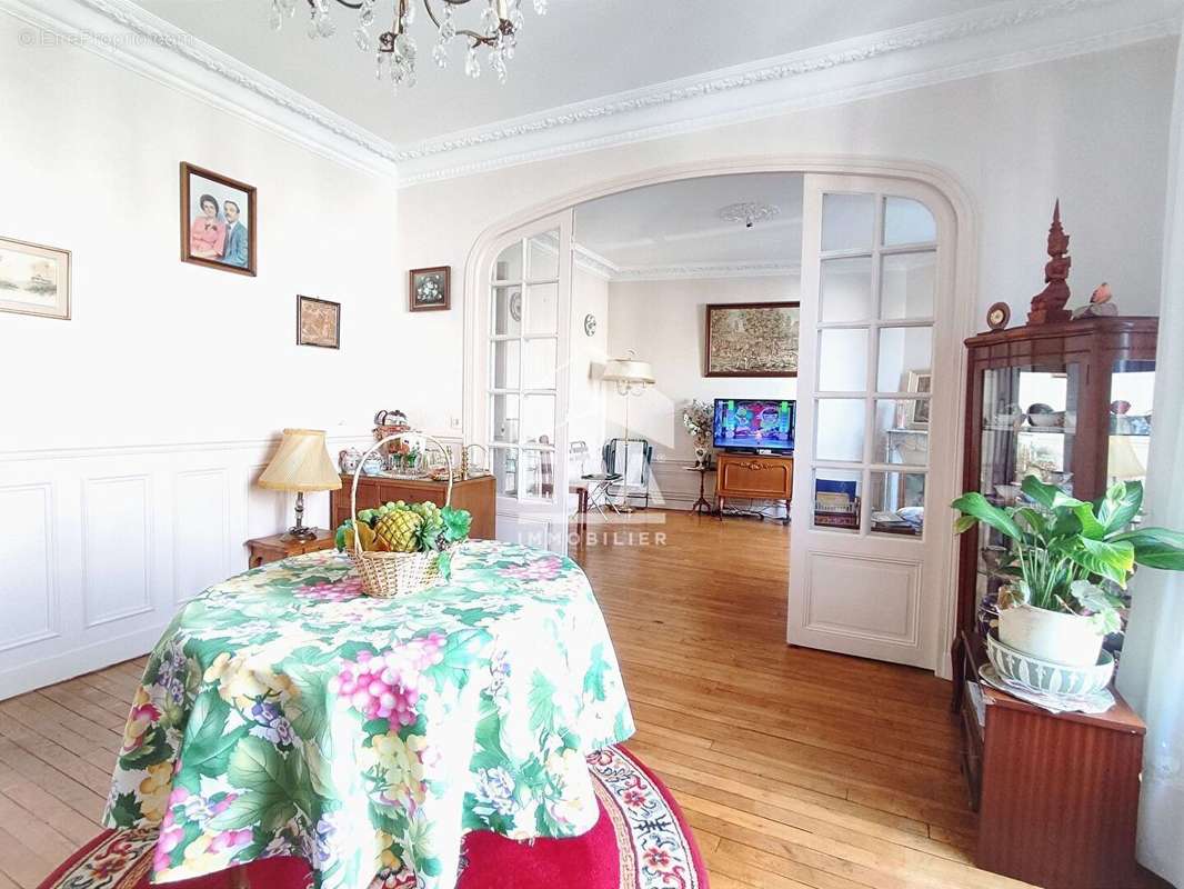 Appartement à LE PERREUX-SUR-MARNE