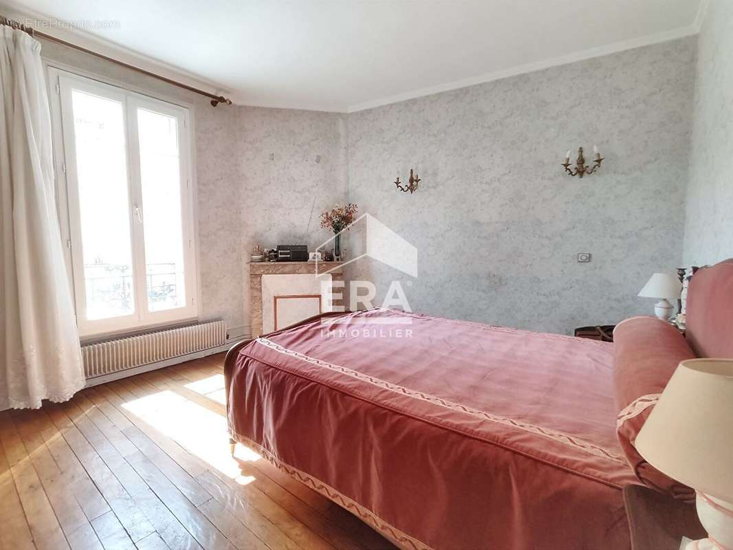 Appartement à LE PERREUX-SUR-MARNE