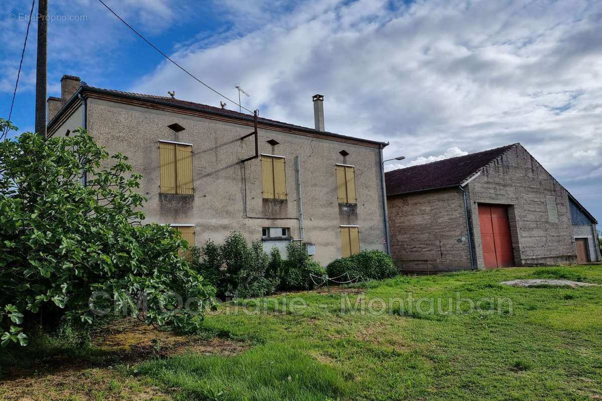 Maison à MOISSAC